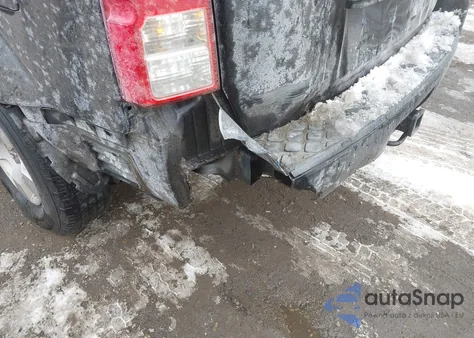 2010 Nissan Pathfinder S z USA, uszkodzony, nr VIN 5N1AR1NB0AC629778